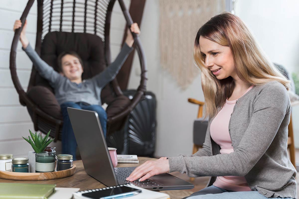 Breaking Free: Confronting Controlling Behaviour in Working Moms 